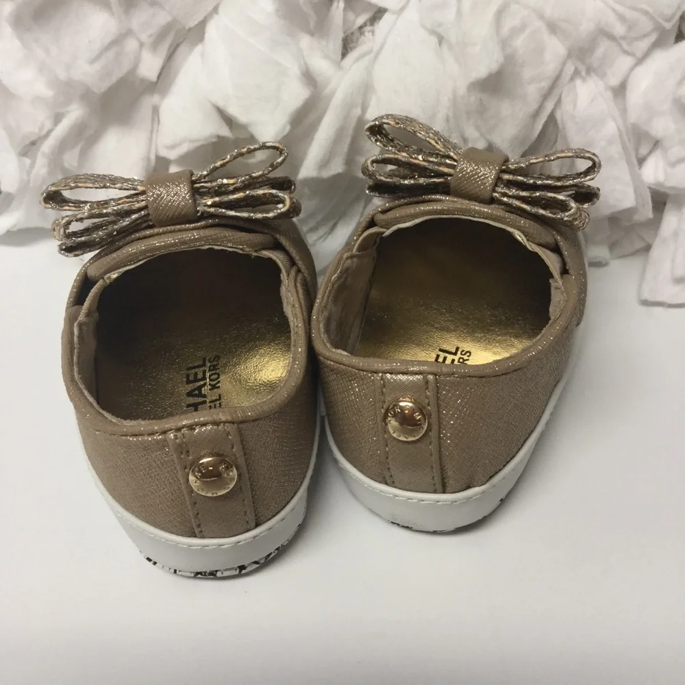 MICHAEL MICHAEL KORS sz 3 Baby Shoes Soft Sole Slip On Metallic Bows Gold NWT